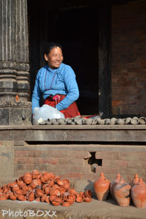 Pots - lady